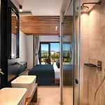 Uma Ray Hotel 3*