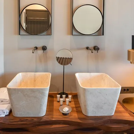 فندق Uma Ray 3*