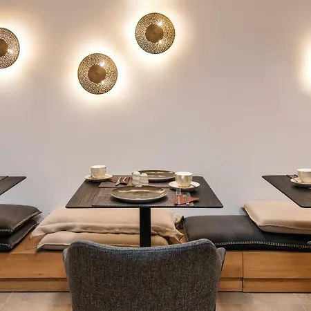 Uma Ray Hotel 3*