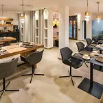 Hotel Uma Ray