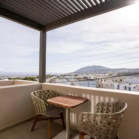 Uma Ray 3* Fira (Santorini)